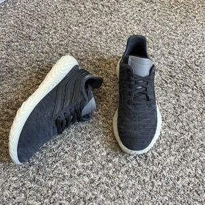 Adidas SOBAKOV Gray Trainers Sneakers Shoe Mens 6 Women’s Size 7 Gum Sole